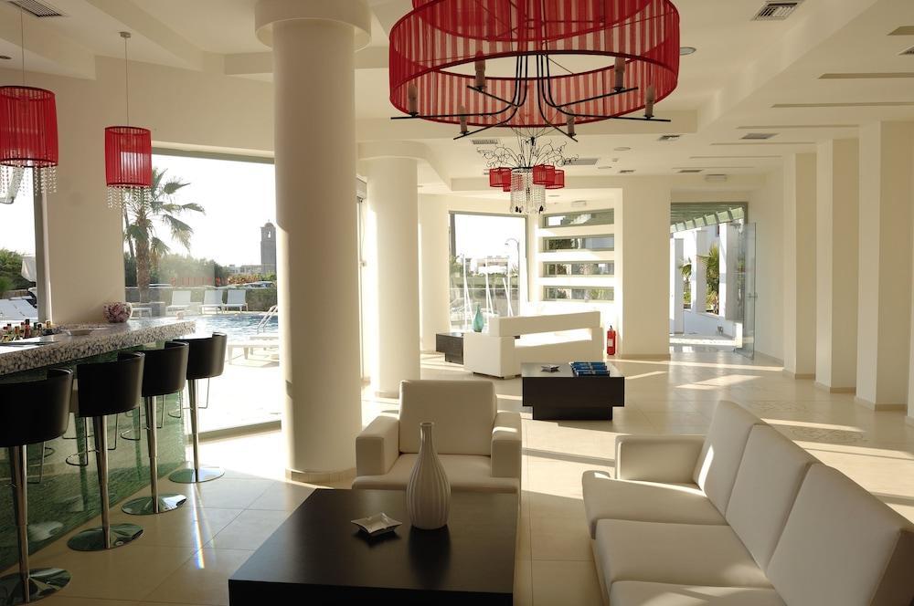 Angela Suites Boutique Hotel Sissi Zewnętrze zdjęcie